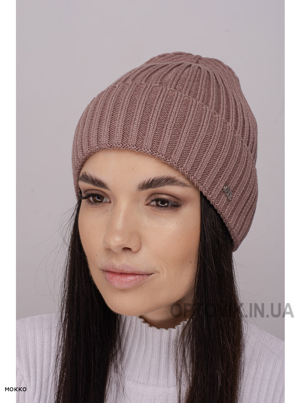 Жіноча шапка-ковпак з відворотом Алєгро