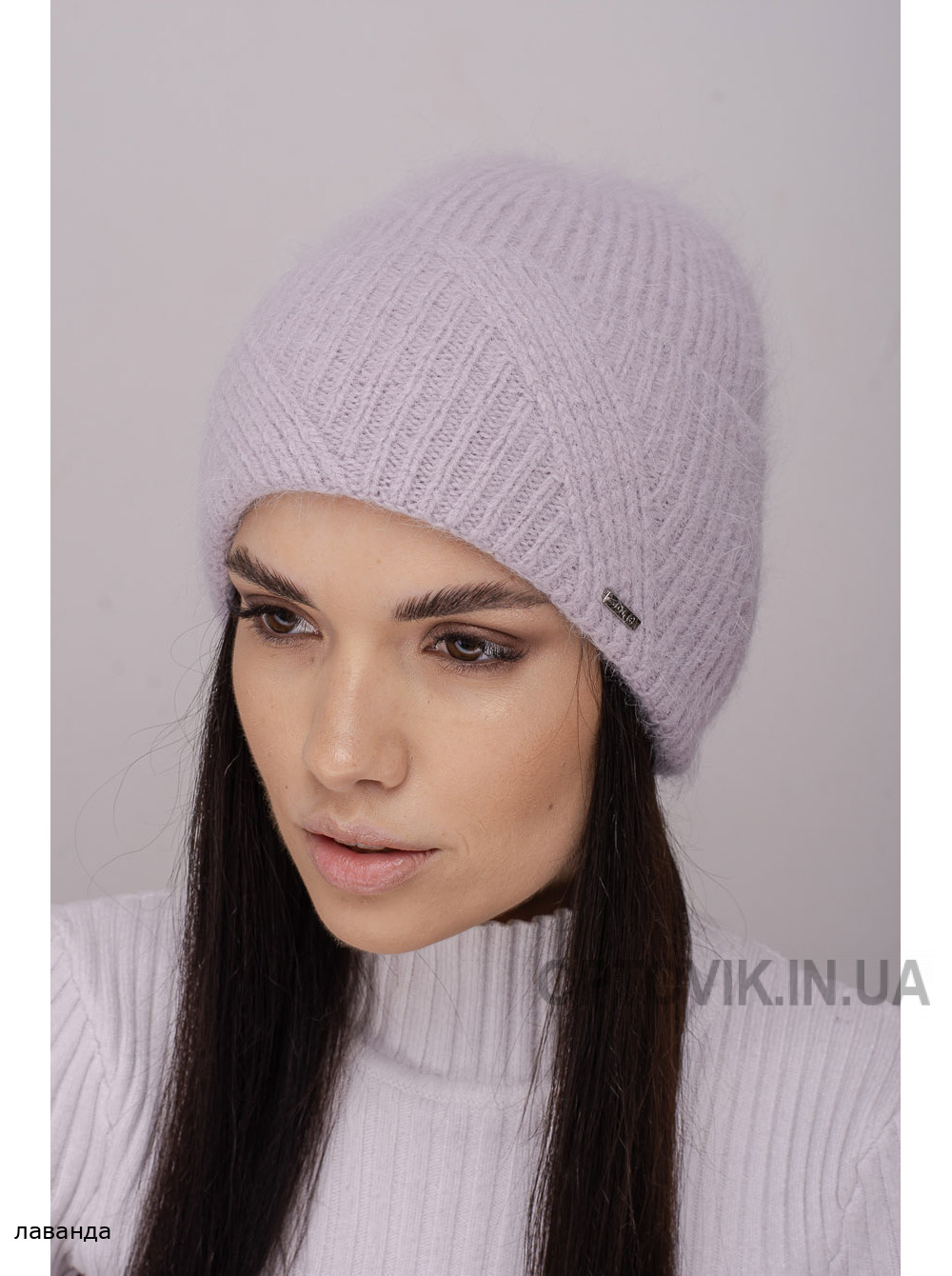 Жіноча шапка-ковпак з відворотом Матрiца